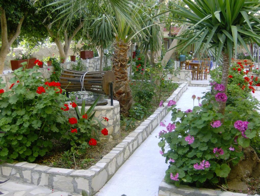 Villa Costas - Popi Сивас Экстерьер фото