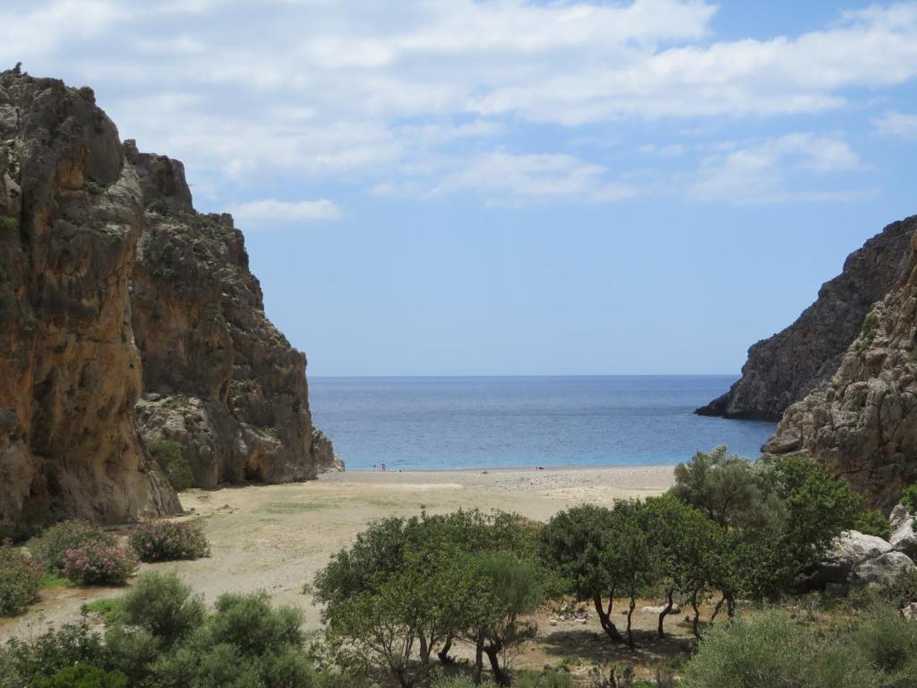 Villa Costas - Popi Сивас Экстерьер фото